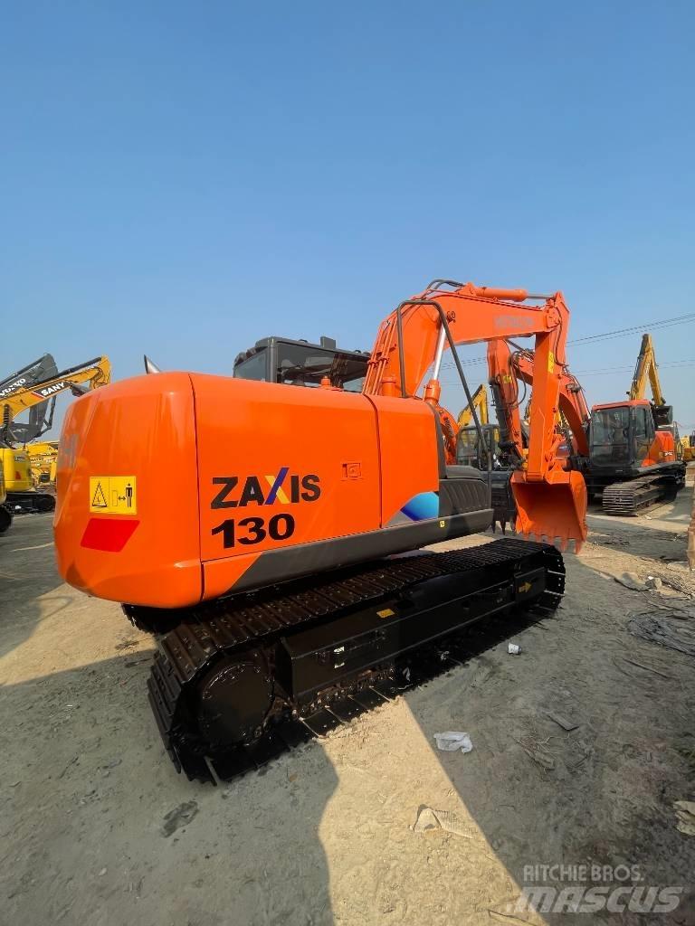 Hitachi ZX 130 Gravemaskiner på larvebånd