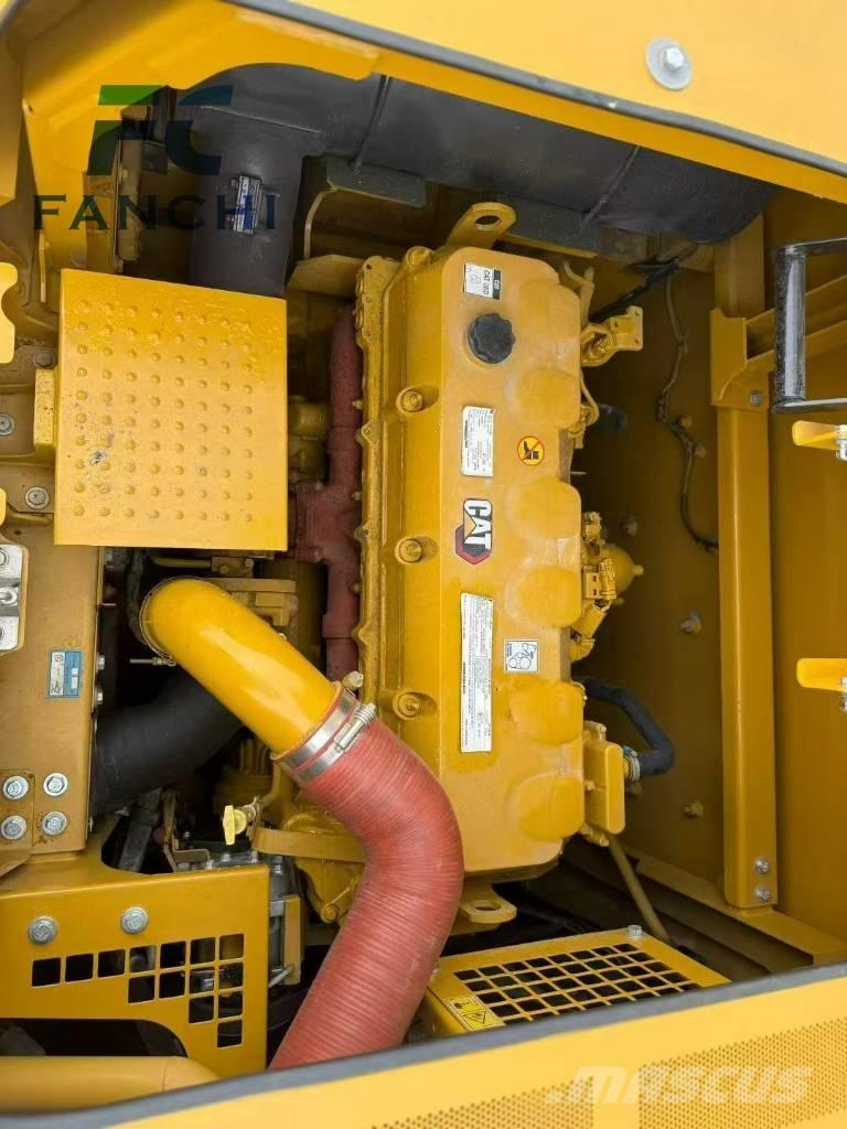 CAT 349 Gravemaskiner på larvebånd