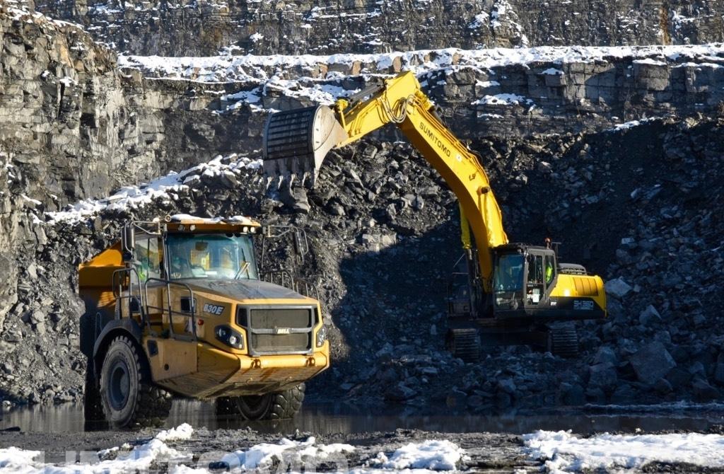 Sumitomo SH360-7 Gravemaskiner på larvebånd