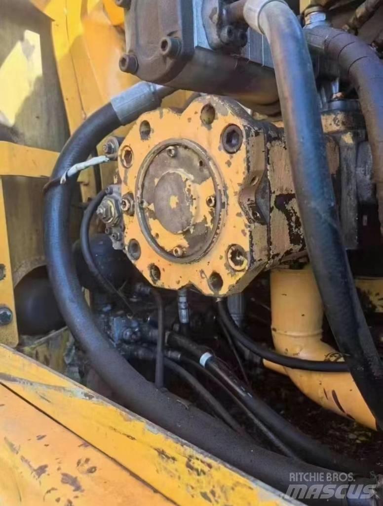 Hyundai 150W-7 Gravemaskiner på hjul
