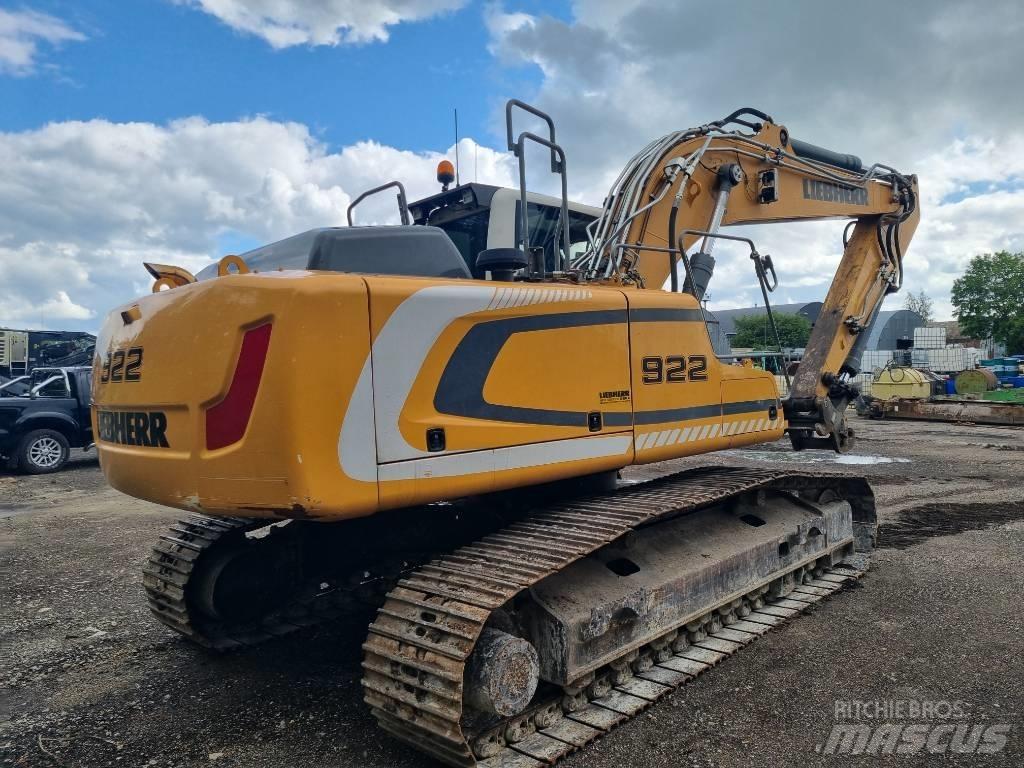 Liebherr R 922 Gravemaskiner på larvebånd