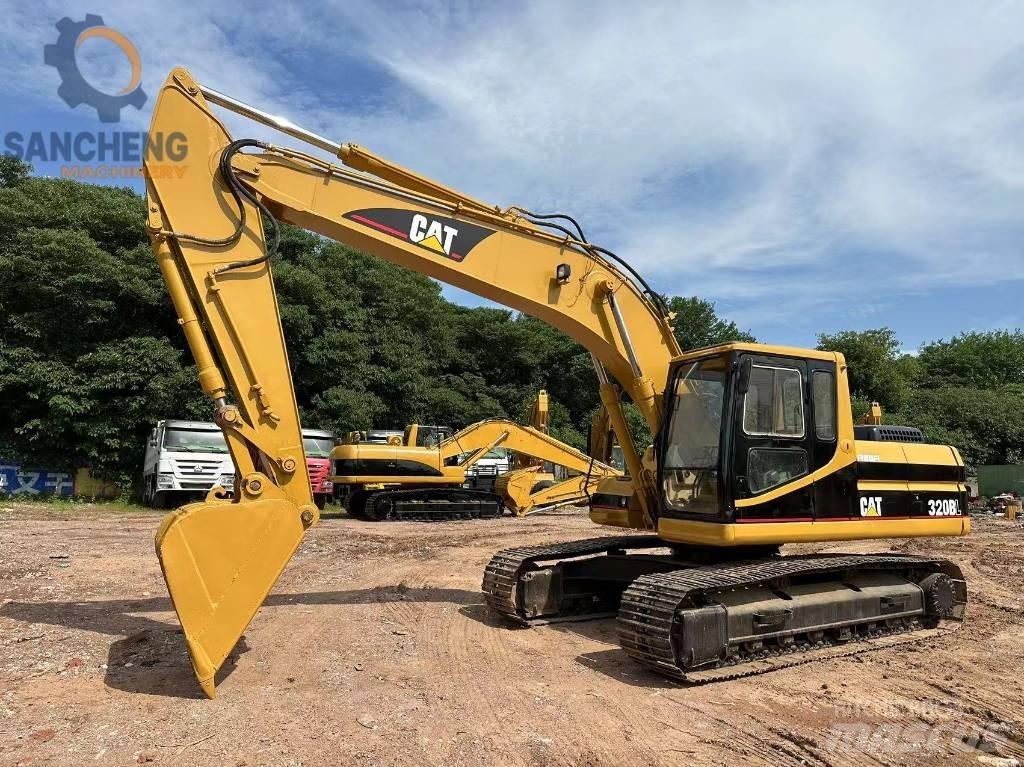 CAT 320 B L Gravemaskiner på larvebånd