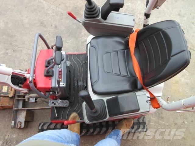 Takeuchi TB 210 R Minigravemaskiner