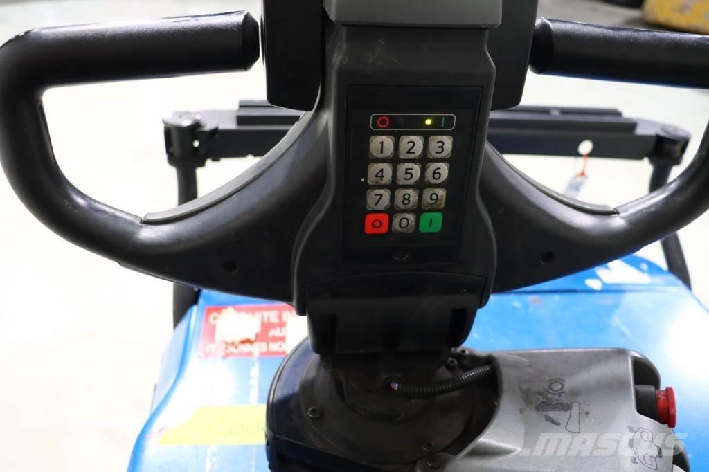 Toyota OSE120 Plukketruck, lav