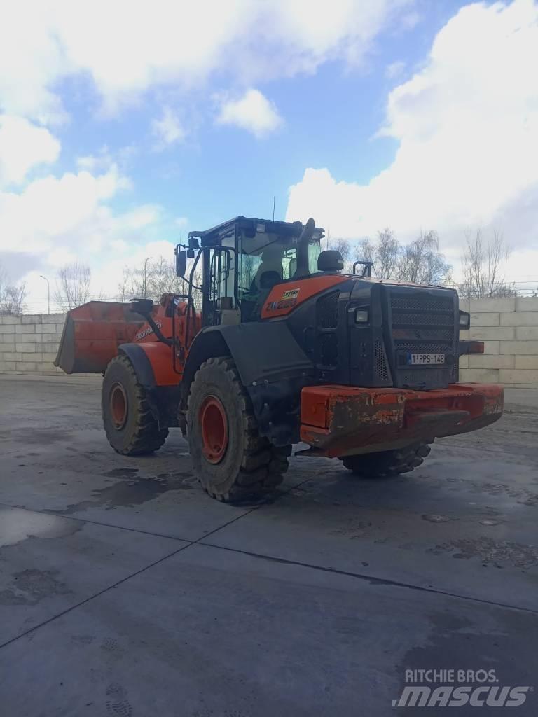 Hitachi ZW 220-6 Gravemaskiner på hjul