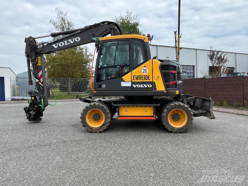 Volvo EWR 130 E Gravemaskiner på hjul