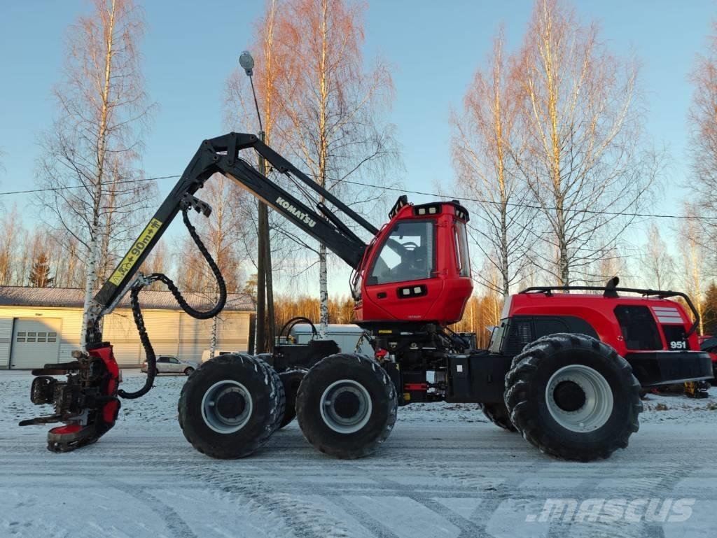 Komatsu 951 Skovningsmaskiner