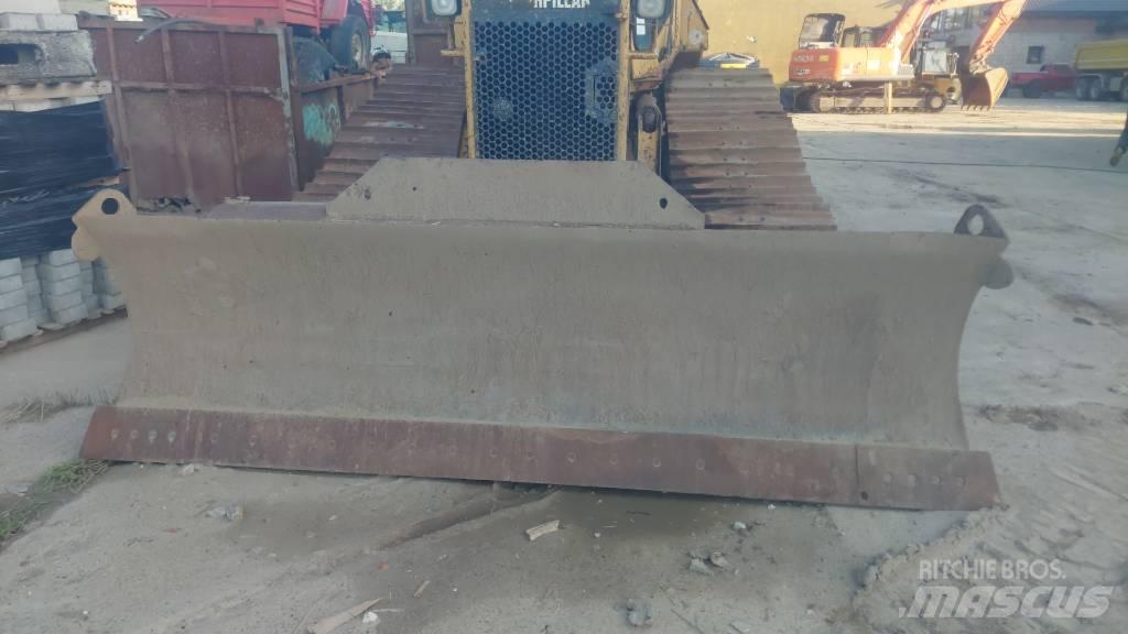 CAT D 4 LGP Bulldozer på larvebånd
