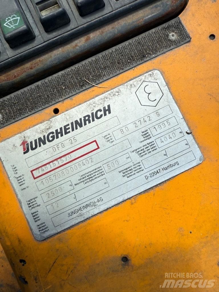 Jungheinrich DFG 25 Diesel gaffeltrucks