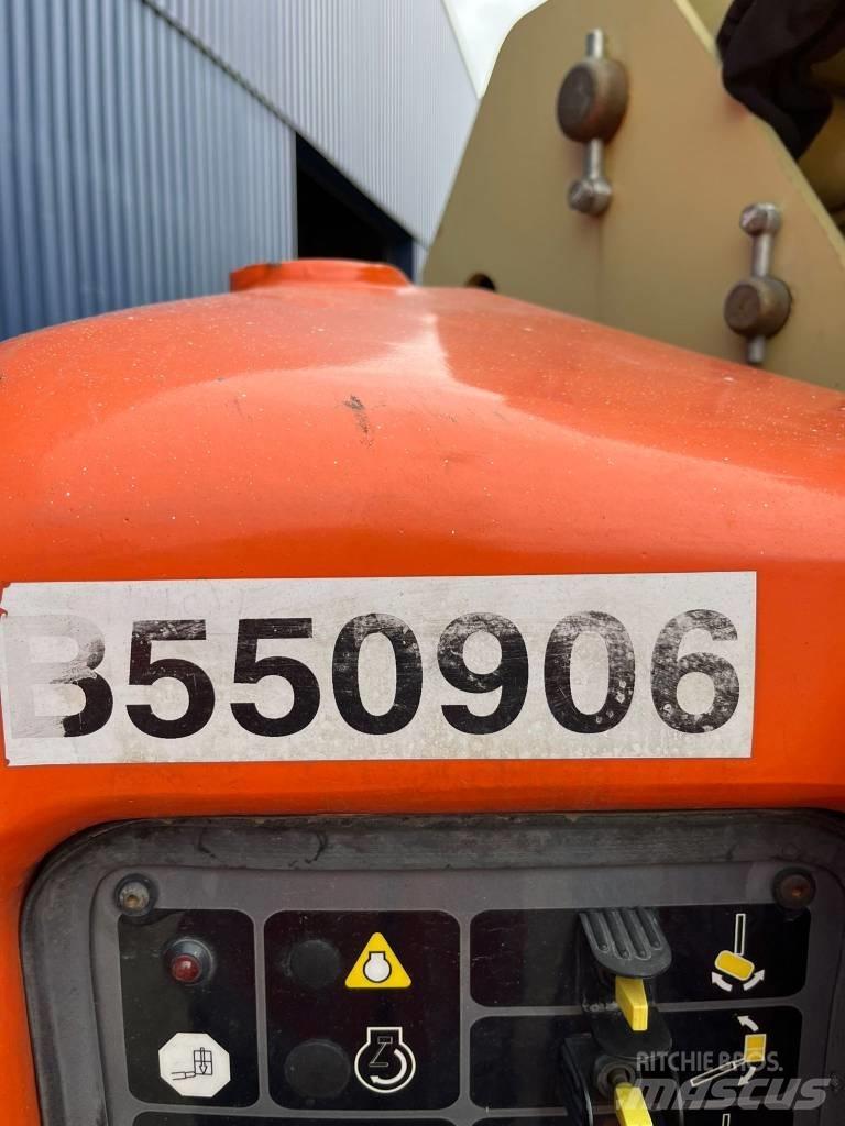 JLG E 450 AJ Bomlifte med knækarm