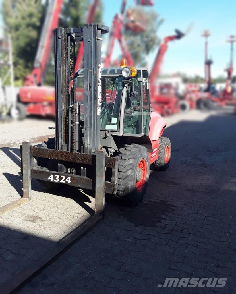 Ausa C 300 H X4 Terrængående gaffeltruck