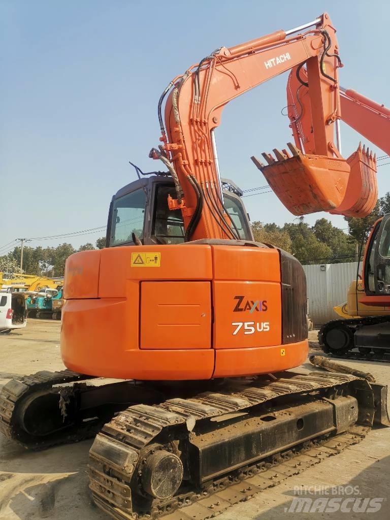Hitachi ZX 75 Gravemaskiner på larvebånd