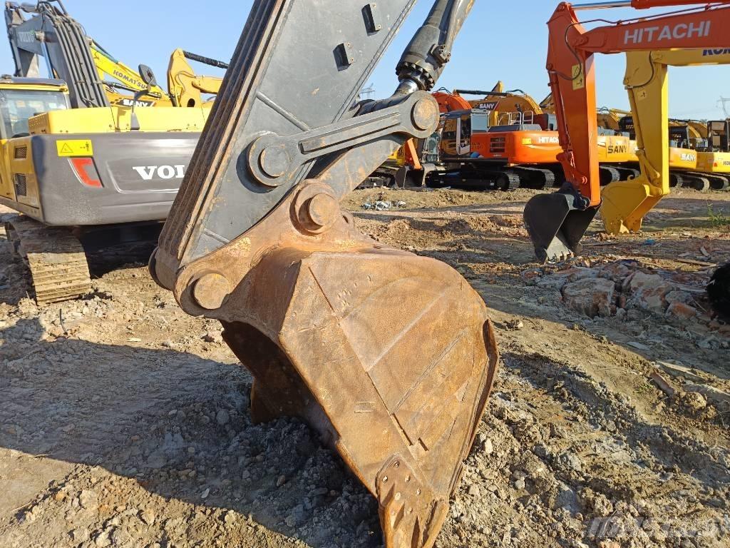 Volvo EC 240 Gravemaskiner på larvebånd