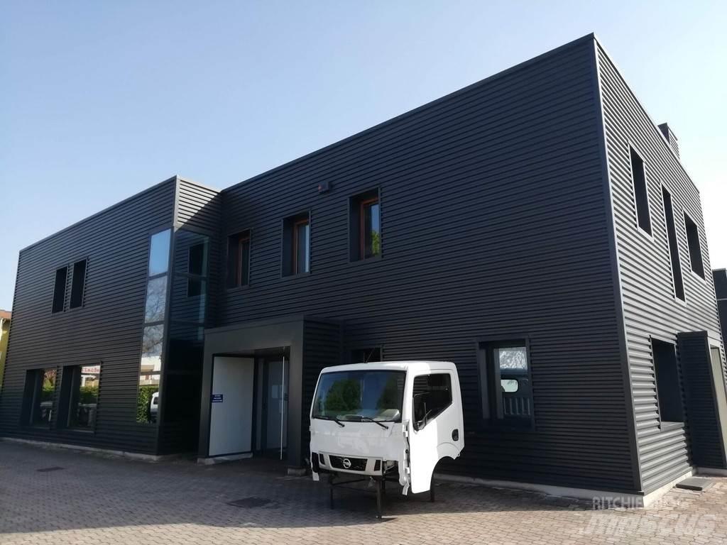 Nissan NT400 Kabiner og interiør