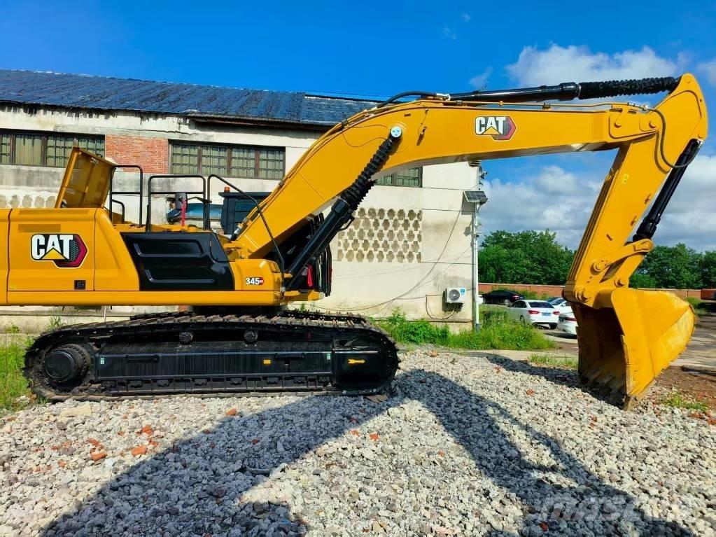 CAT 345 Gravemaskiner på larvebånd