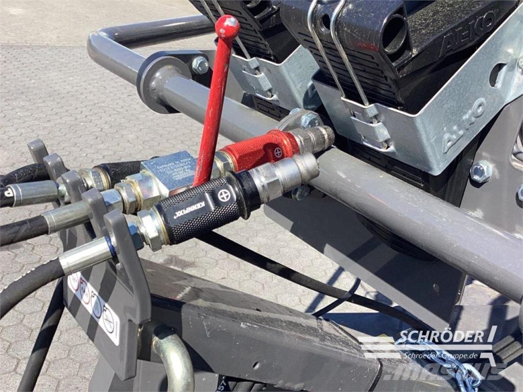 Fendt LOTUS 1250 T River og høvendere