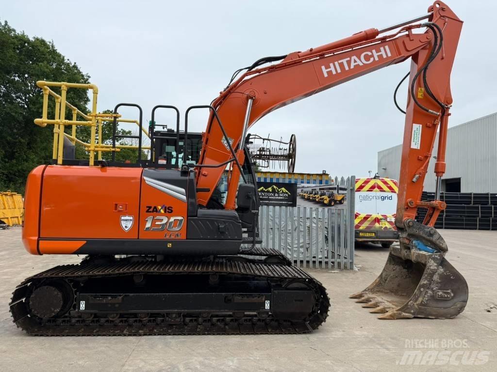 Hitachi ZX130-7 Gravemaskiner på larvebånd