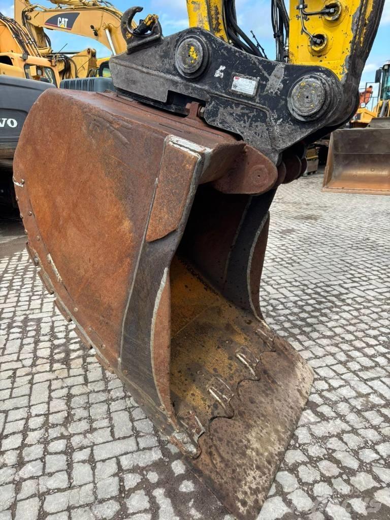 Komatsu PC 210 LC-7 Gravemaskiner på larvebånd