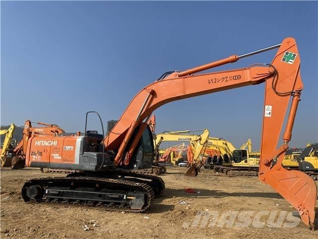 Hitachi ZX210 Gravemaskiner på larvebånd