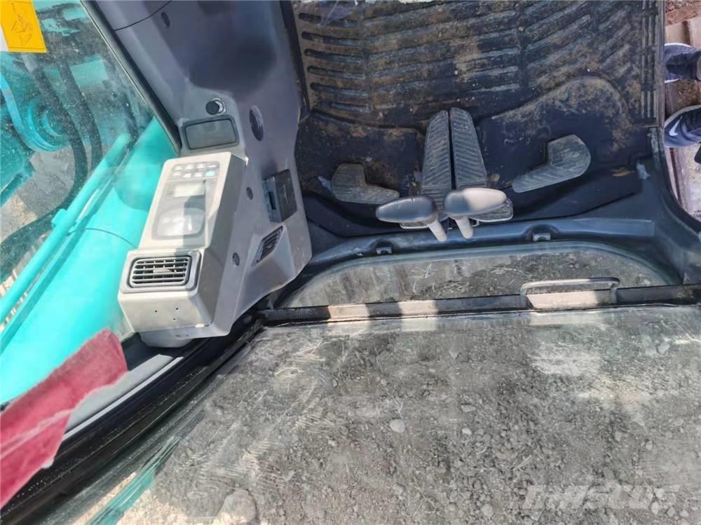 Kobelco SK210LC-8 Gravemaskiner på larvebånd