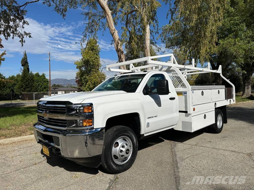 Chevrolet 3500 HD Pickup/Sideaflæsning