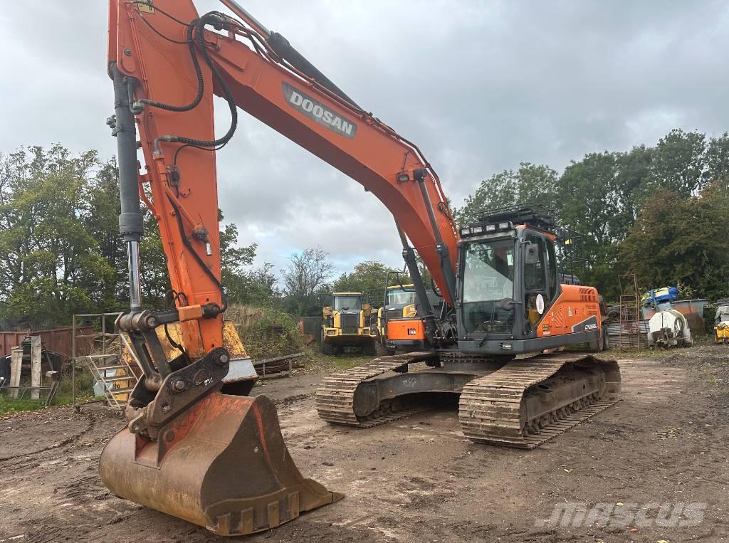 Doosan DX 255 LC-5 Gravemaskiner på larvebånd