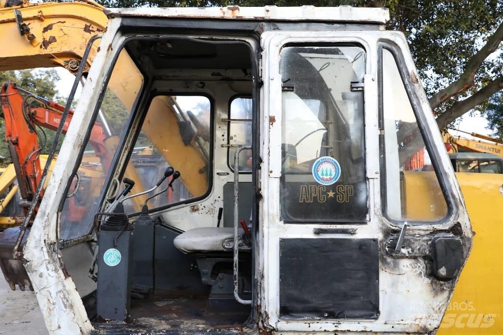 Kato HD 250 V II Gravemaskiner på larvebånd