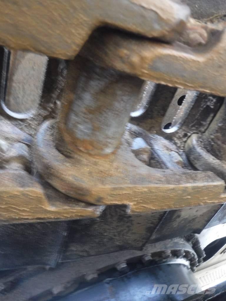 Hitachi ZX 210 LC-6 Gravemaskiner på larvebånd