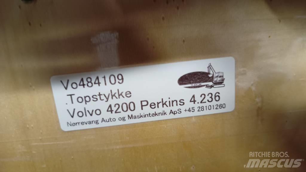 Volvo 4200 Motorer