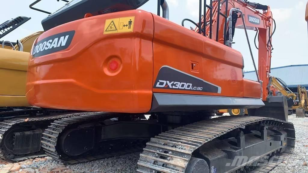 Doosan dx300lc-9 Gravemaskiner på larvebånd