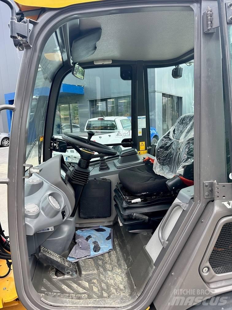 Volvo L 25 Electric Læssemaskiner på hjul