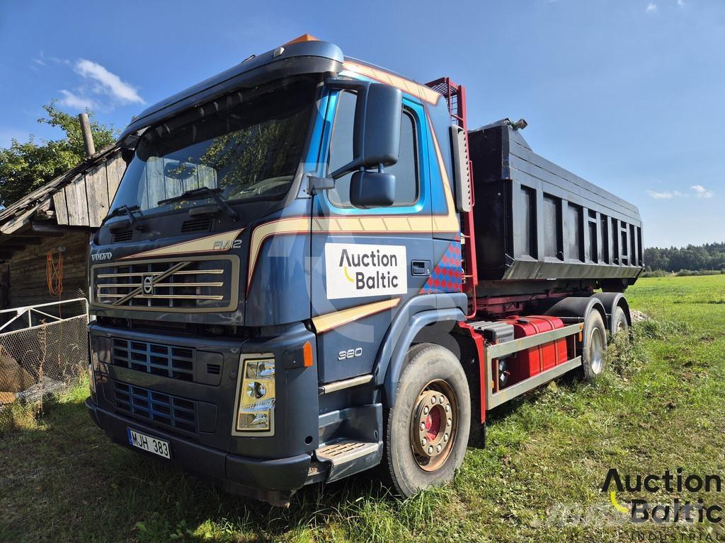 Volvo FM12 Lastbiler med tip