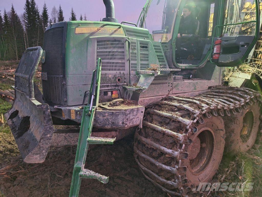 John Deere 1910 Udkørselsmaskiner