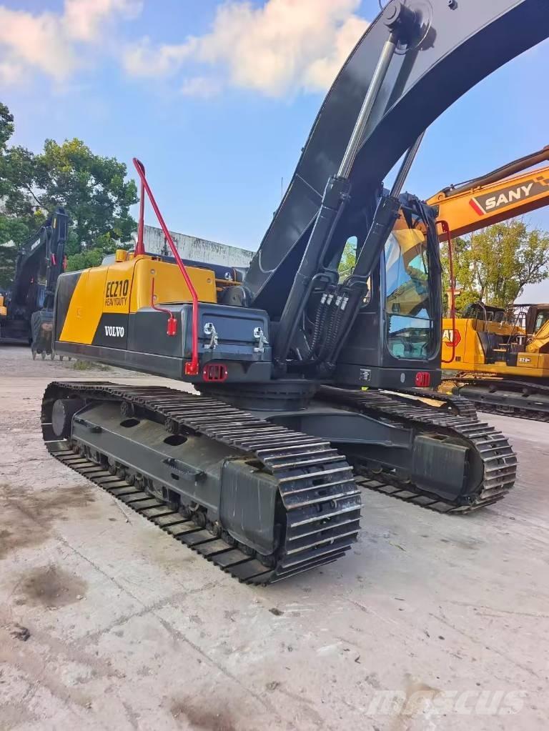 Volvo EC 210 B Gravemaskiner på larvebånd
