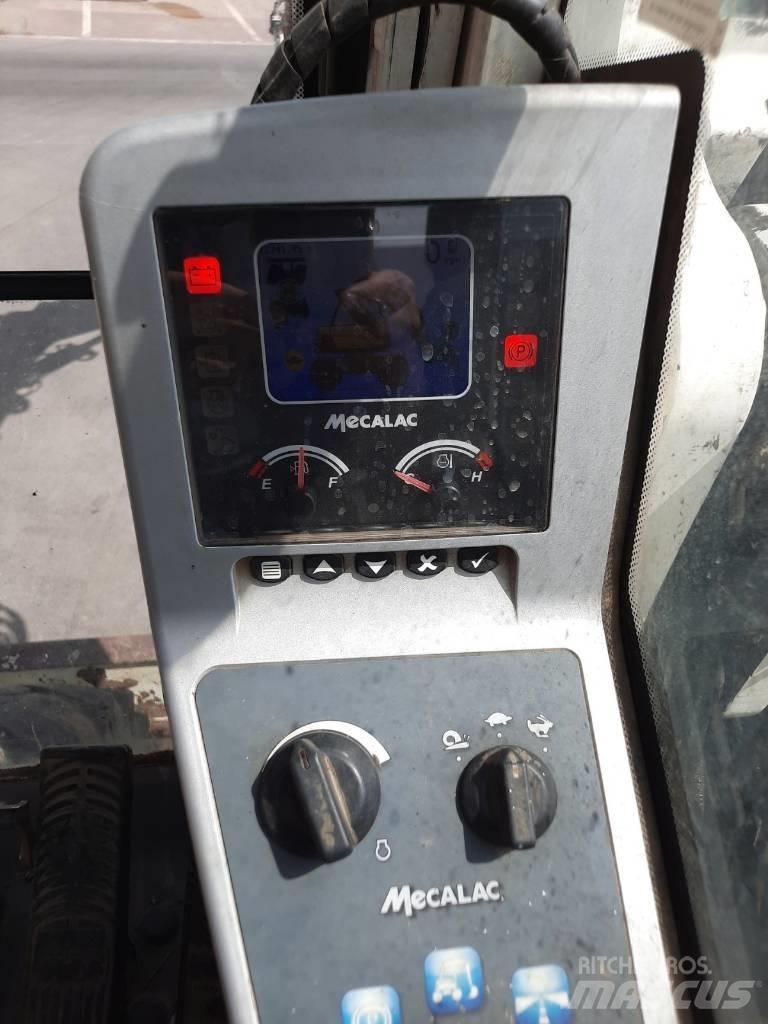 Mecalac 714 MW Gravemaskiner på hjul