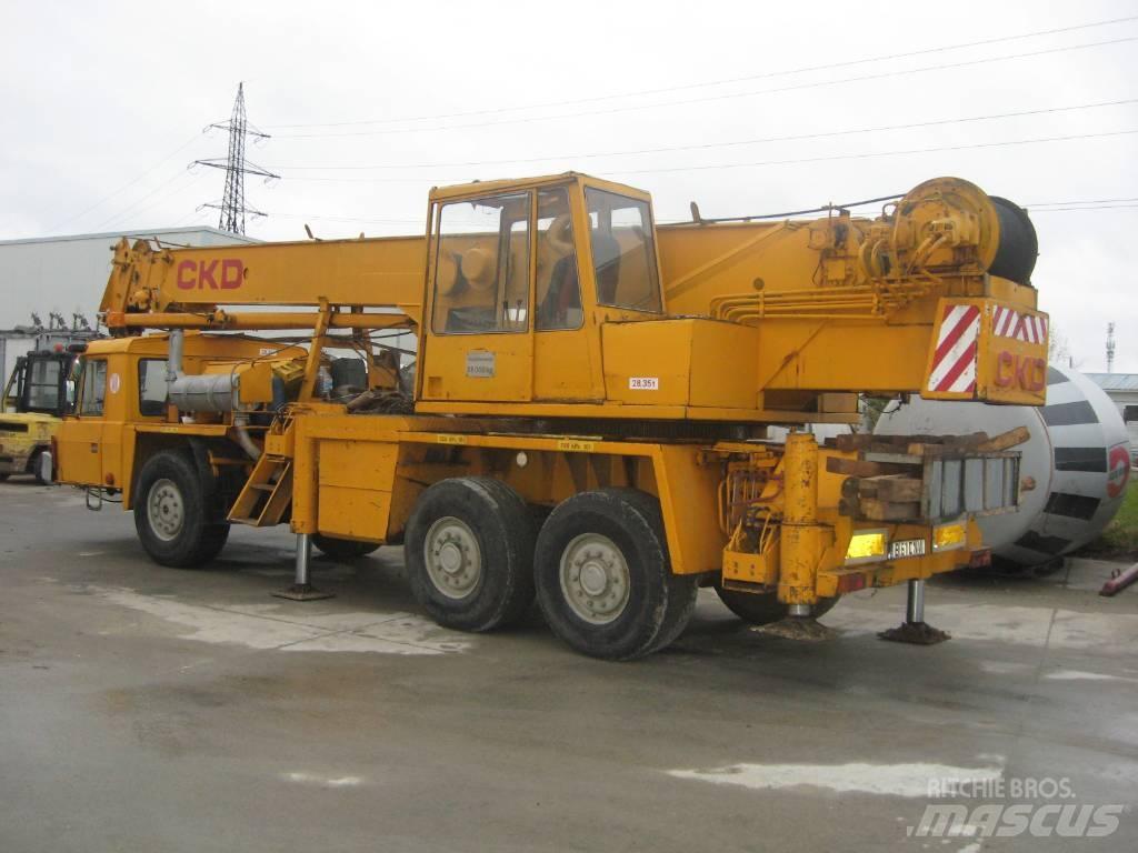 Tatra CKD Kraner til alt terræn