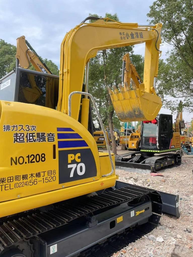 Komatsu 70-8 Gravemaskiner på larvebånd