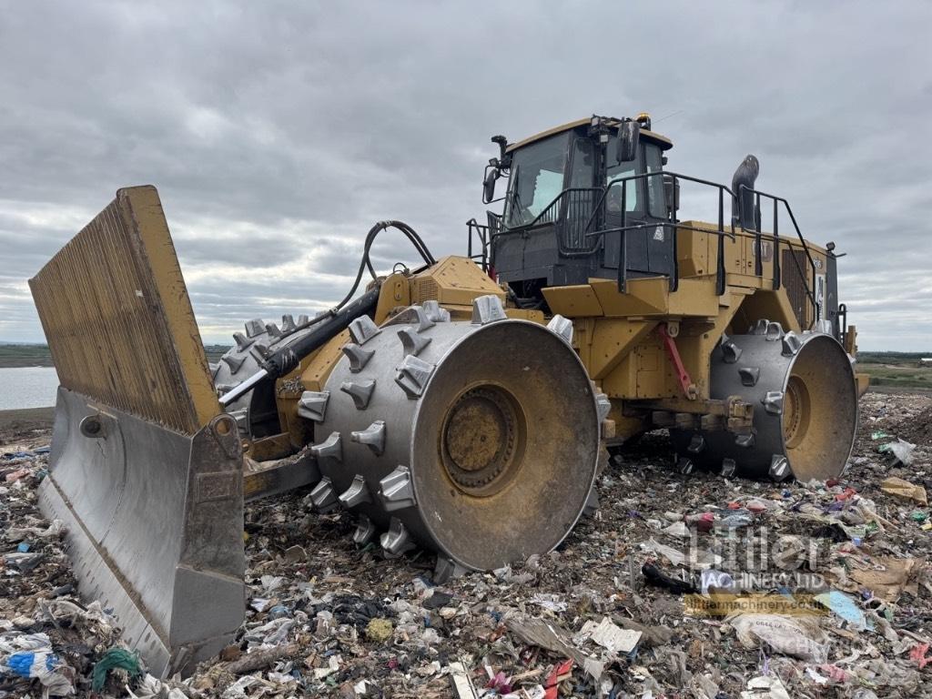 CAT 836 Affaldskompaktorer
