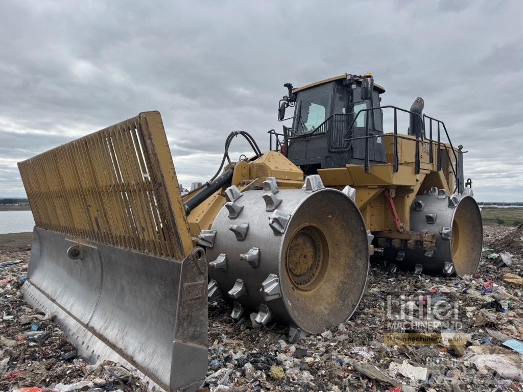 CAT 836 Affaldskompaktorer