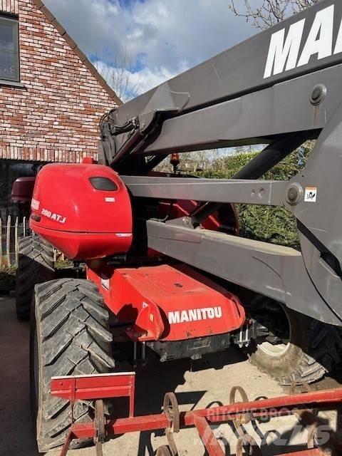 Manitou 200 ATJ Bomlifte med knækarm