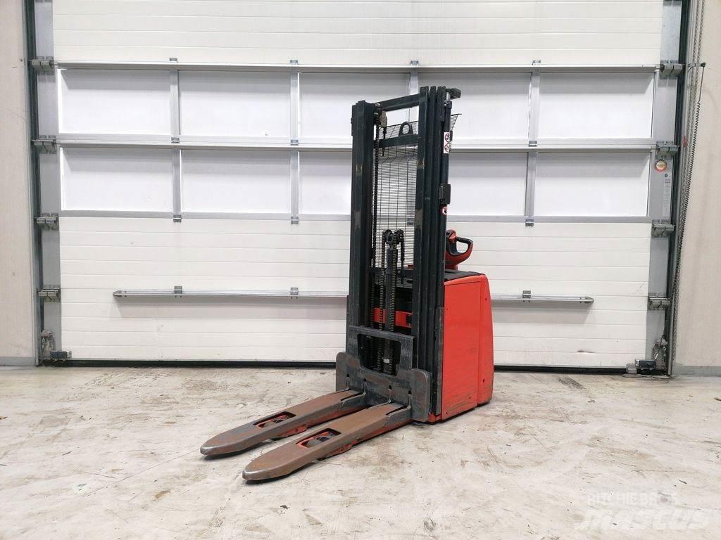Linde L14 Gaffelstabler med gående fører