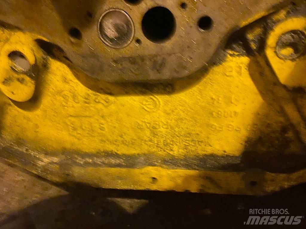 Komatsu PC4000-6 Gravemaskiner på larvebånd