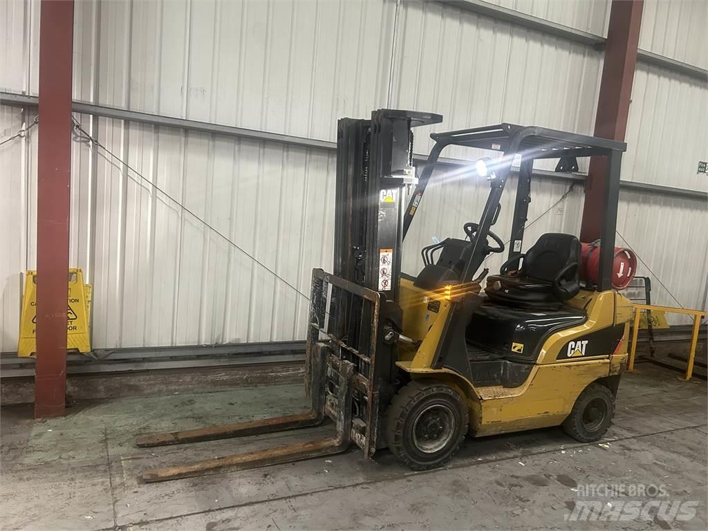 CAT GP18NT LPG gaffeltrucks