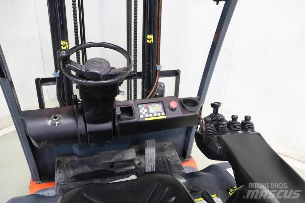 Toyota 8FBMT25 El gaffeltrucks