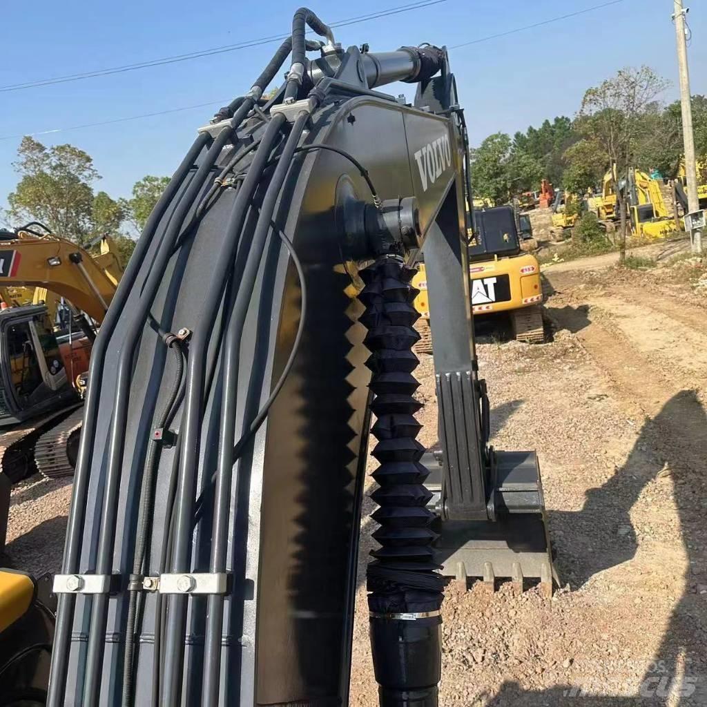 Volvo EC 210 Gravemaskiner på larvebånd