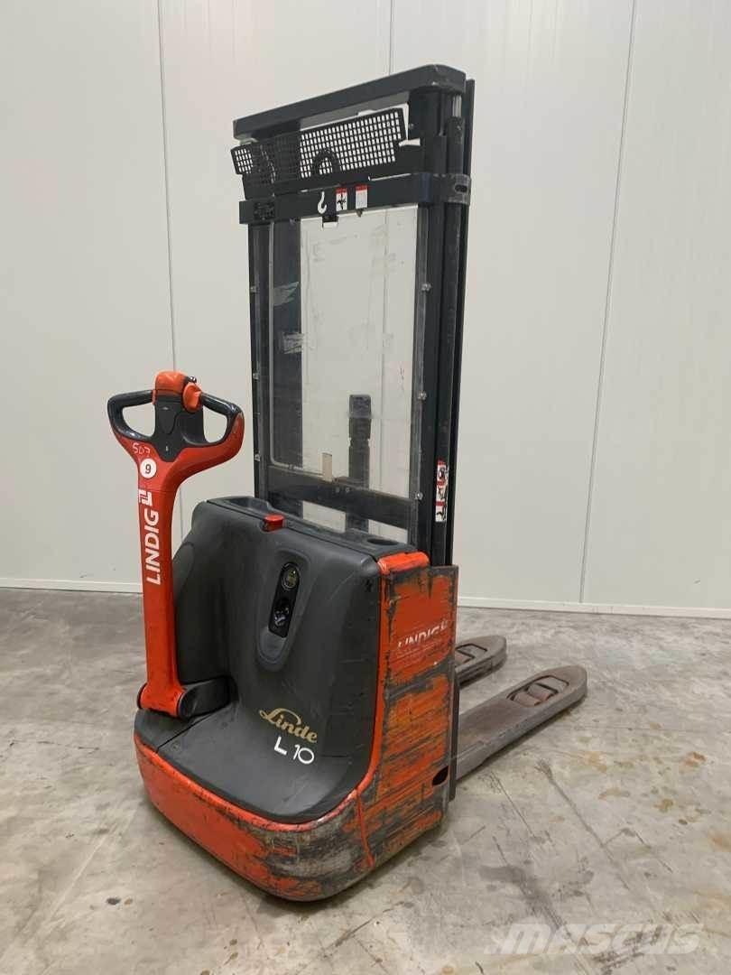 Linde L10 Selvkørende stablere