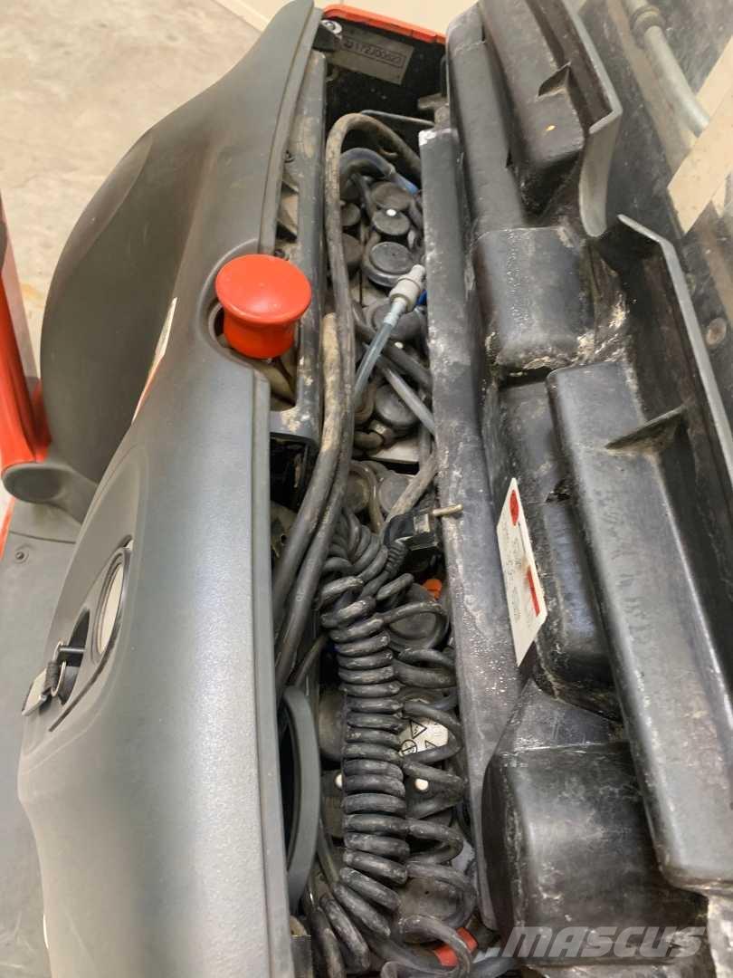 Linde L10 Selvkørende stablere