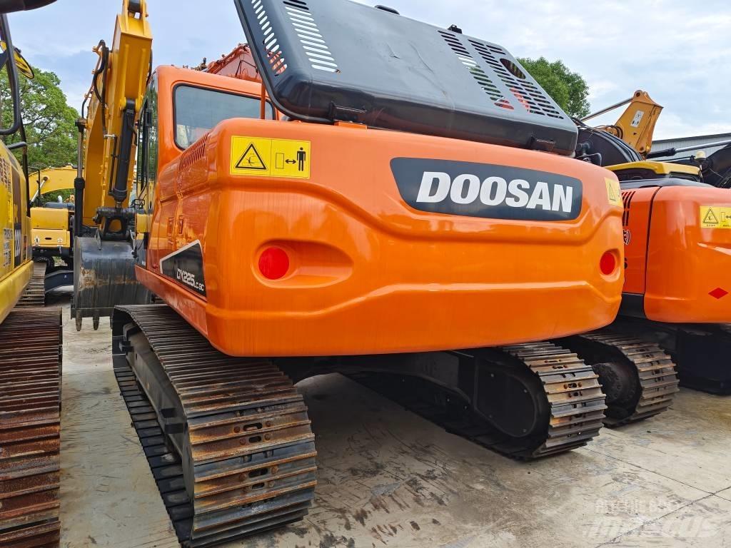 Doosan DX 225 LC-9C Gravemaskiner på larvebånd