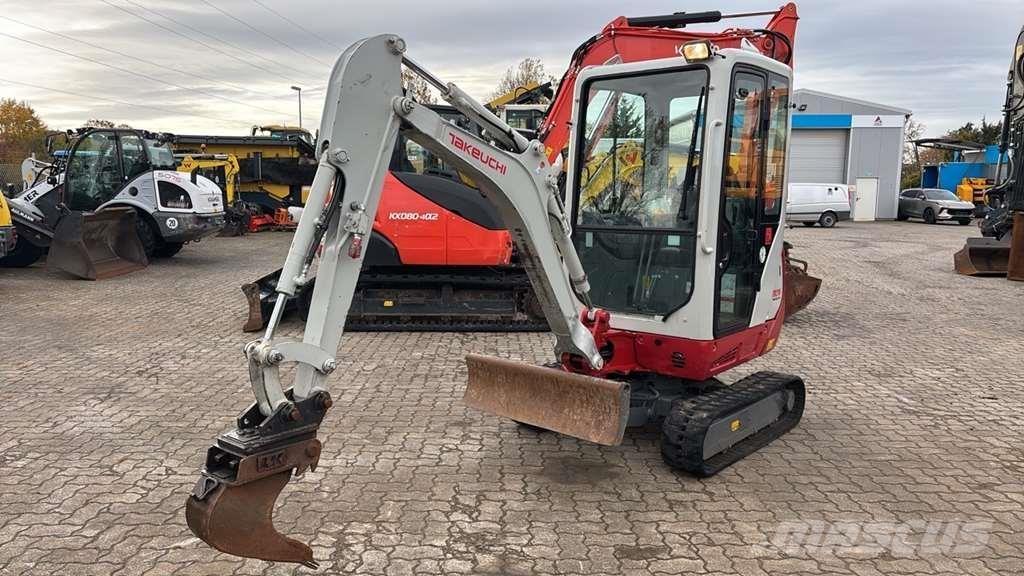 Takeuchi TB216 Minigravemaskiner