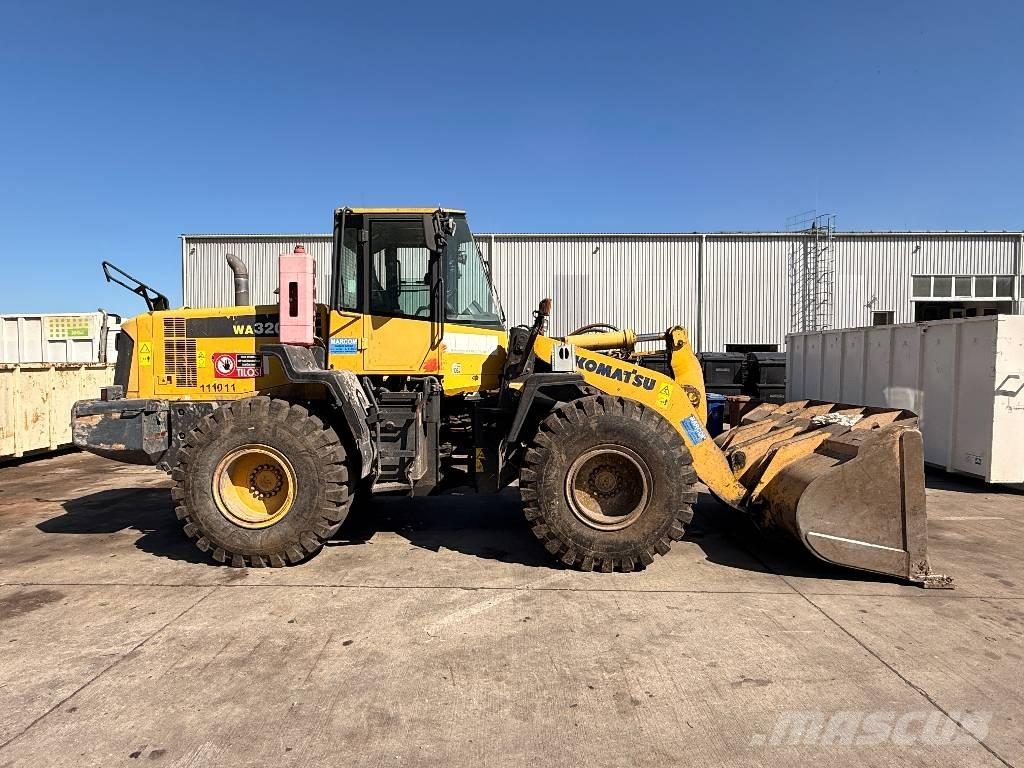 Komatsu WA 320-6 Læssemaskiner på hjul
